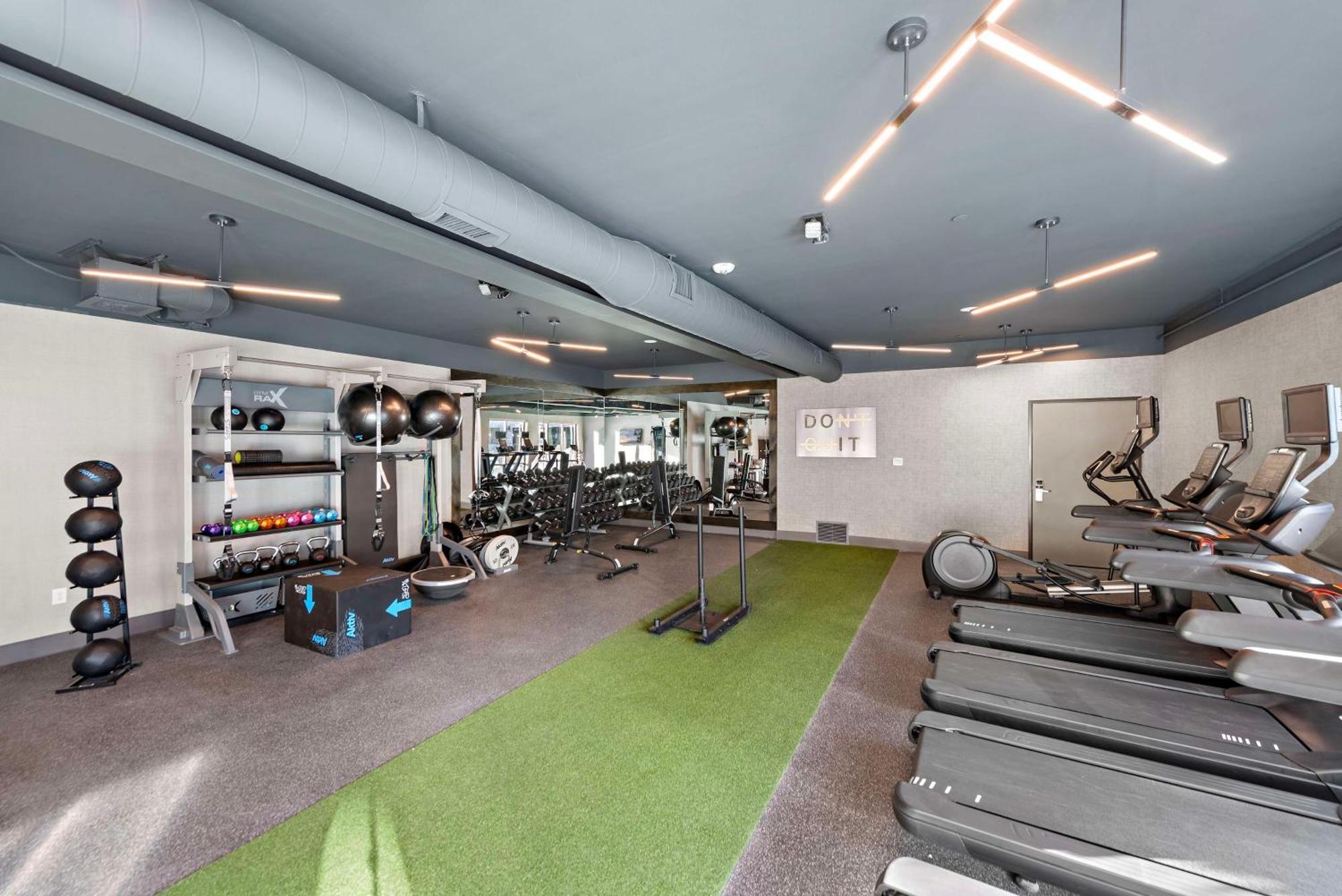 Home2 Suites By Hilton บิ๊กแบร์เลค ภายนอก รูปภาพ